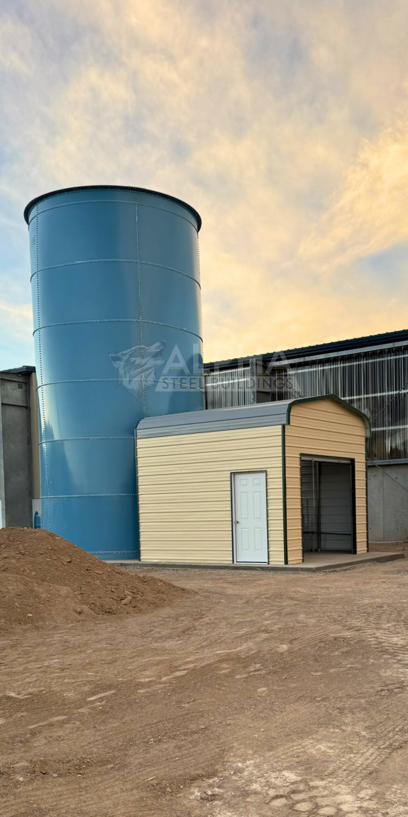 Completed steel building by Alpha Steel Buildings